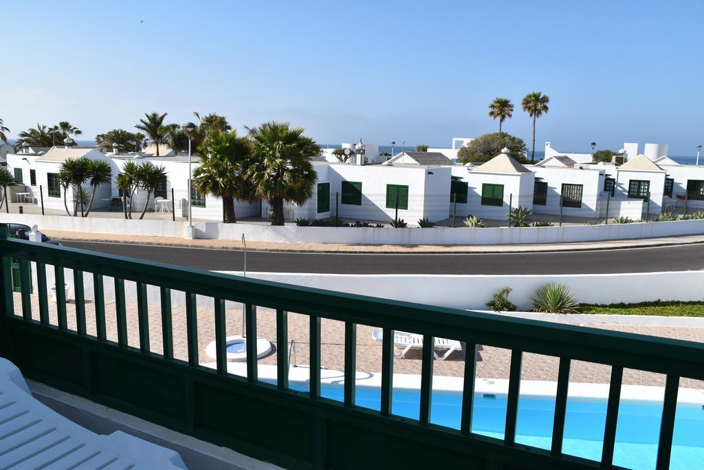 Alhambra Apartamentos Тіас Екстер'єр фото
