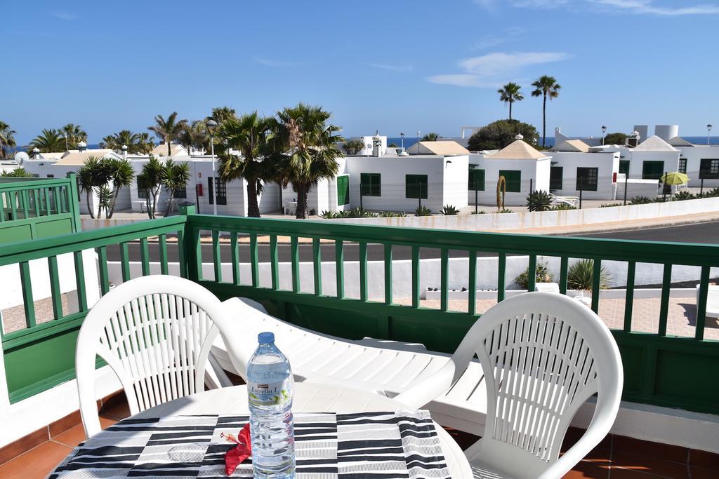 Alhambra Apartamentos Тіас Екстер'єр фото